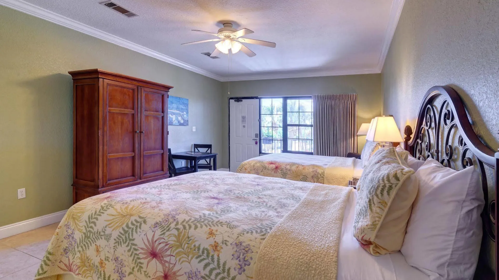 Beachside Inn Destin 3*,